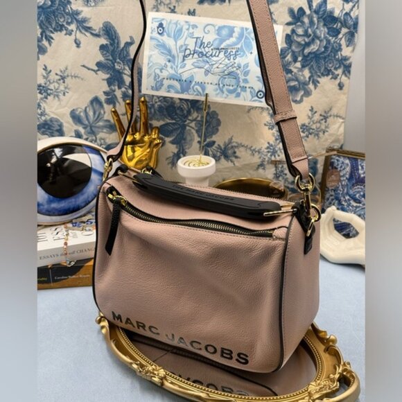 🆕 MARC JACOBS 🧿 NWOT The Softbox 23 - Apricot Beige - Picture 2 of 16